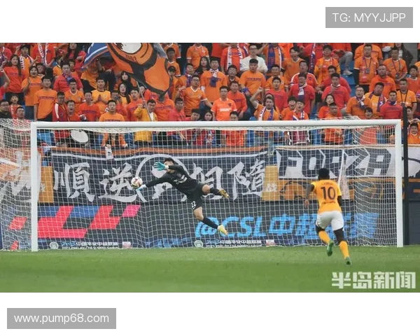 南通支云主场激战青岛海牛两队全力拼搏上演精彩中甲对决 南通支云主场激战青岛海牛两队全力拼搏上演精彩中甲对决