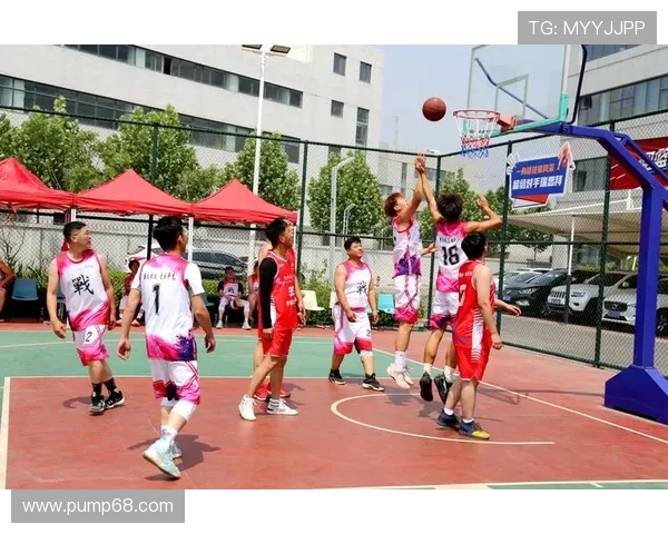 篮球点燃青春梦想激情追逐赛场辉煌见证团队力量成长