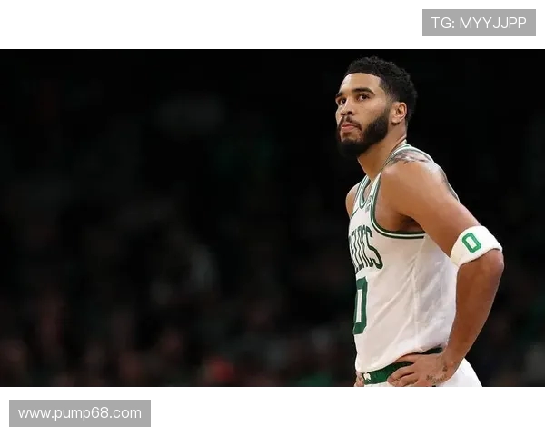 波士顿凯尔特人迎战强敌激烈对决全场悬念迭起球迷热血沸腾