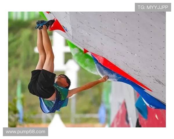 西安攀岩队的蜕变与崛起：世界攀岩锦标赛的奋斗历程与荣耀时刻