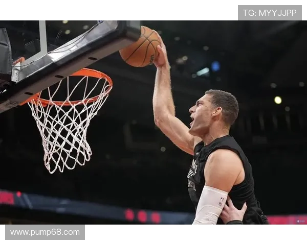 布鲁克洛佩斯：从NBA巨星到篮球战术的创新者与引领者